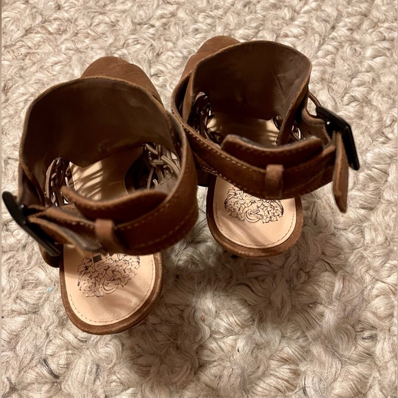 Vince Camuto Strappy Sandal Heel 8.5 - Picture 7 of 8